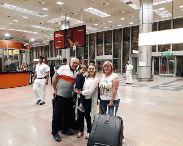 Meeting family at Cairo International Airport 